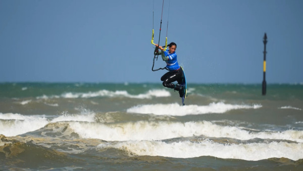 gka_freestyle_kite_world_cup_dunkerque_rita_arnaus